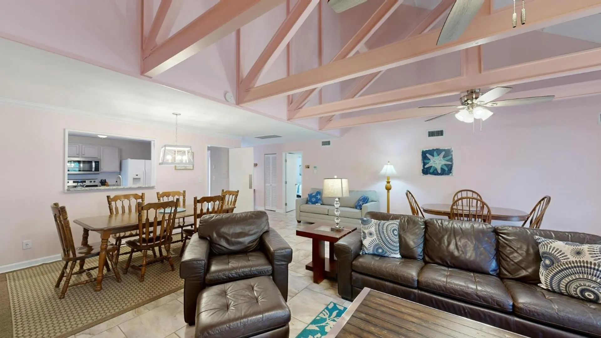 Vila 526 Queens Grant