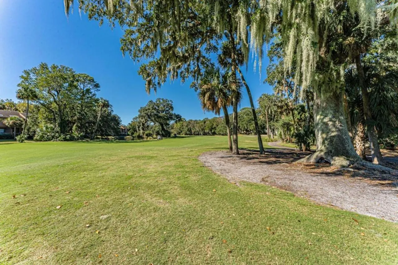 229 Evian Coastal Charm Golf Course Private * Hilton Head Island