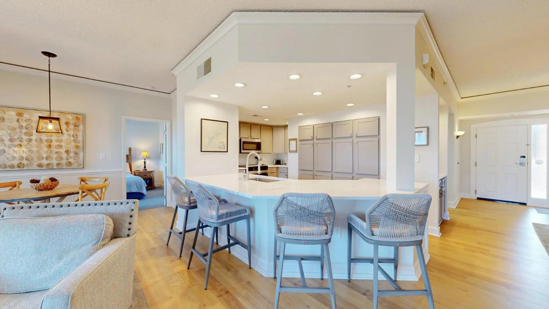 5108 Hampton Place South
