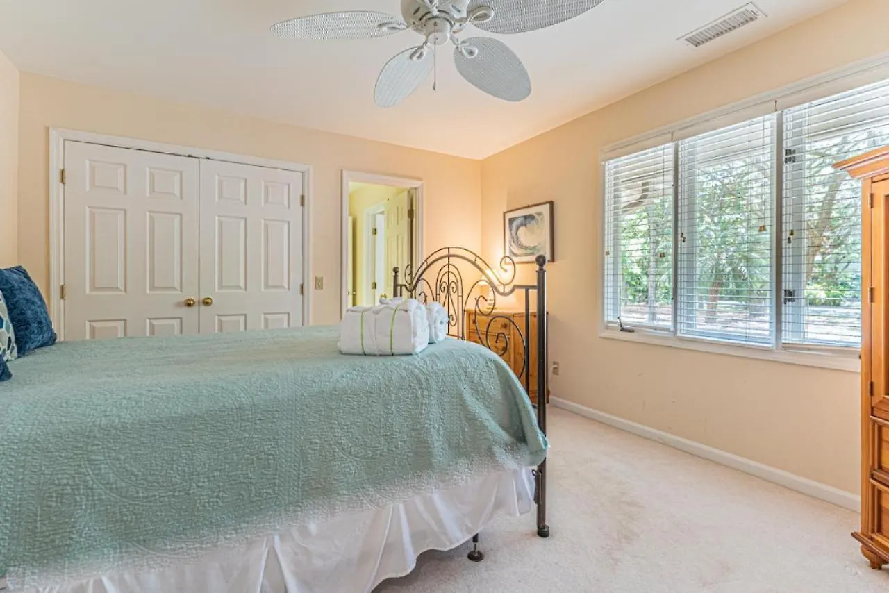 26 Port Tack Fishing Dock Pool Sleeps 10 Hilton Head Island