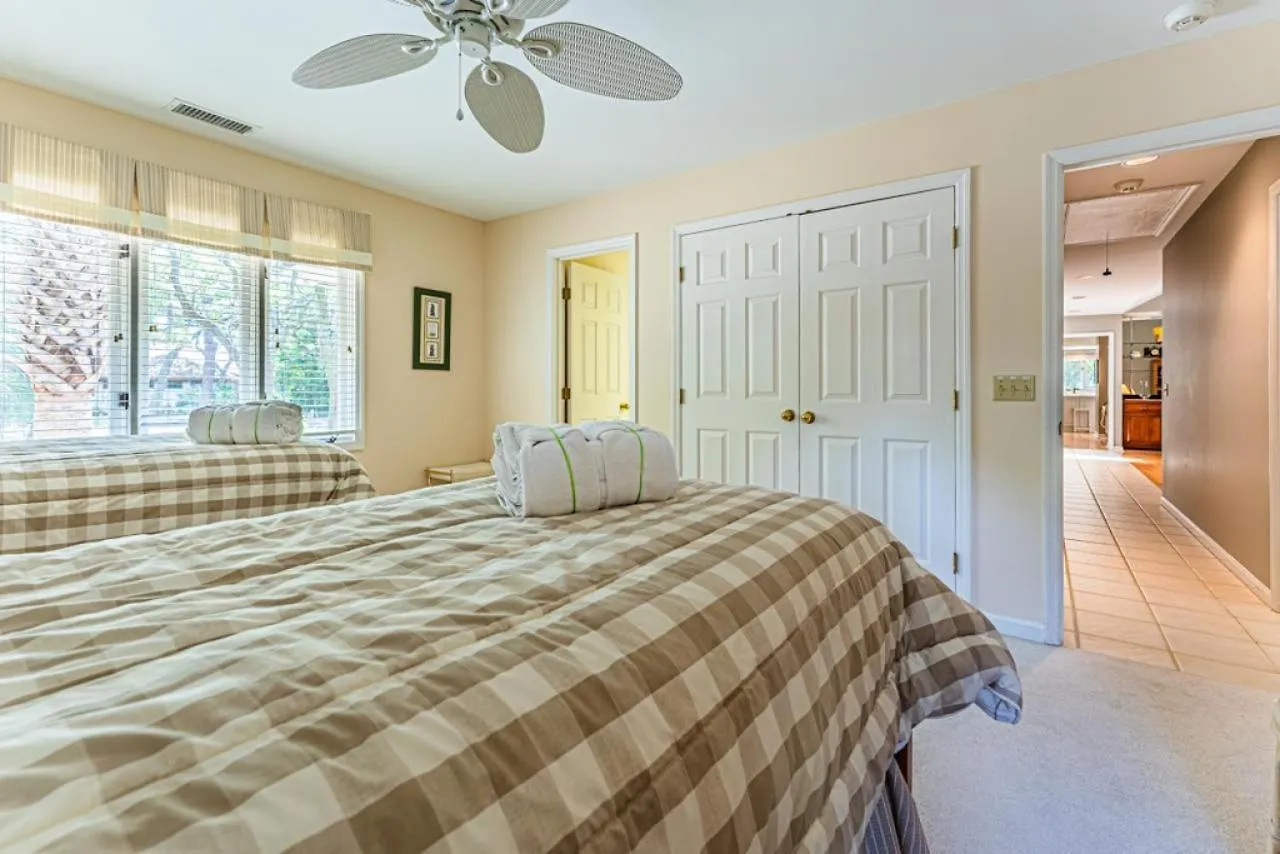 26 Port Tack Fishing Dock Pool Sleeps 10 * Hilton Head Island