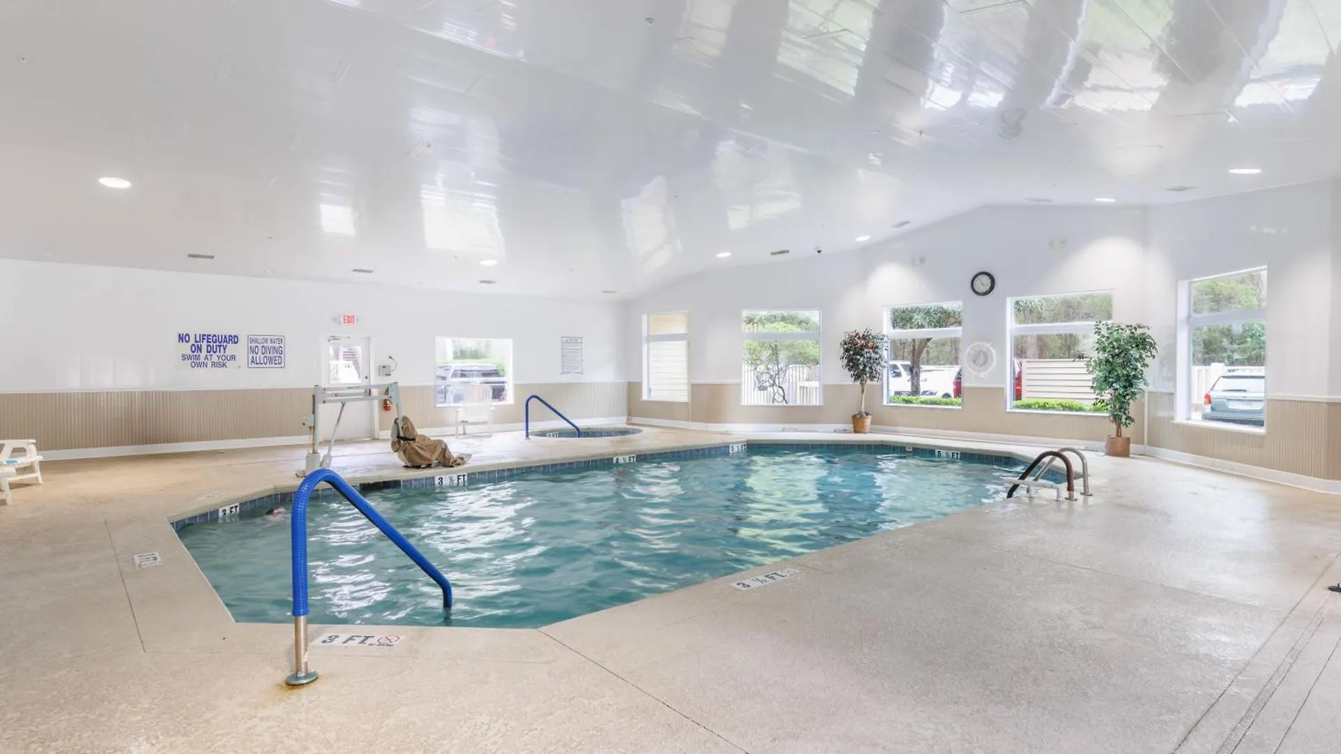 Peaceful Treetop - 2br/2ba Apartment Hilton Head Island