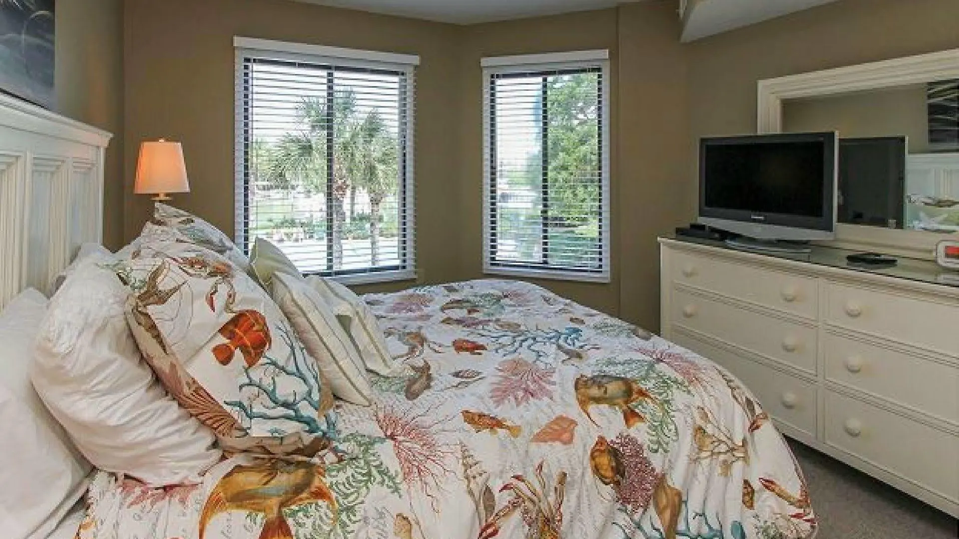 Hilton Head Value Hotel