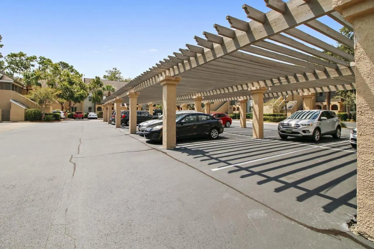 Prázdninový dům Colonnade Club 206