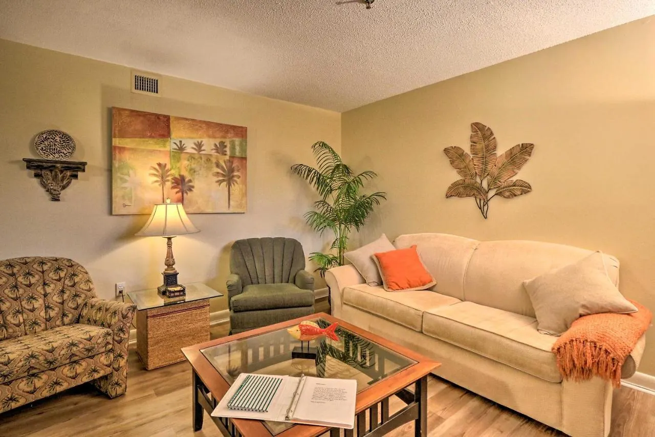 Hilton Head With Amenities Walk To Beach! Apartamento