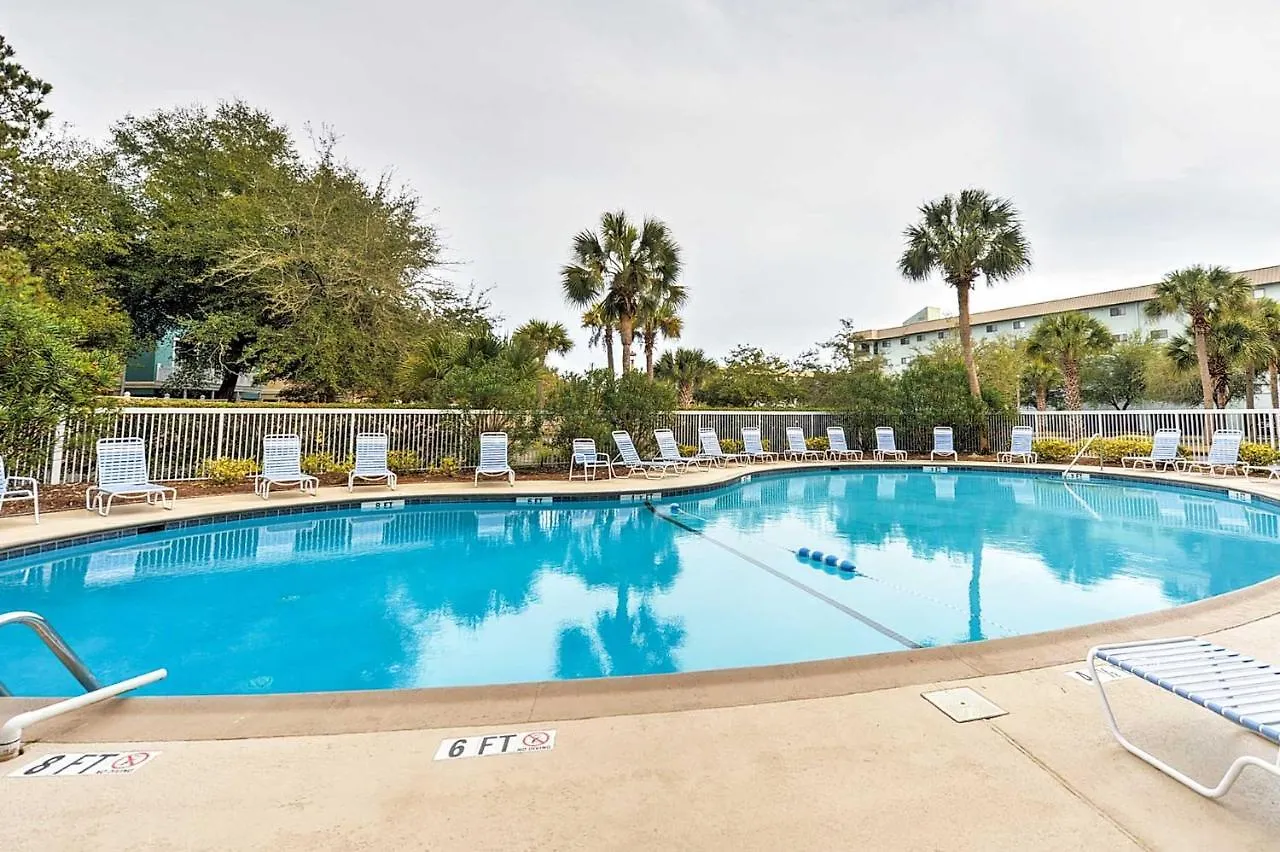 Hilton Head With Amenities Walk To Beach! Hilton Head Island