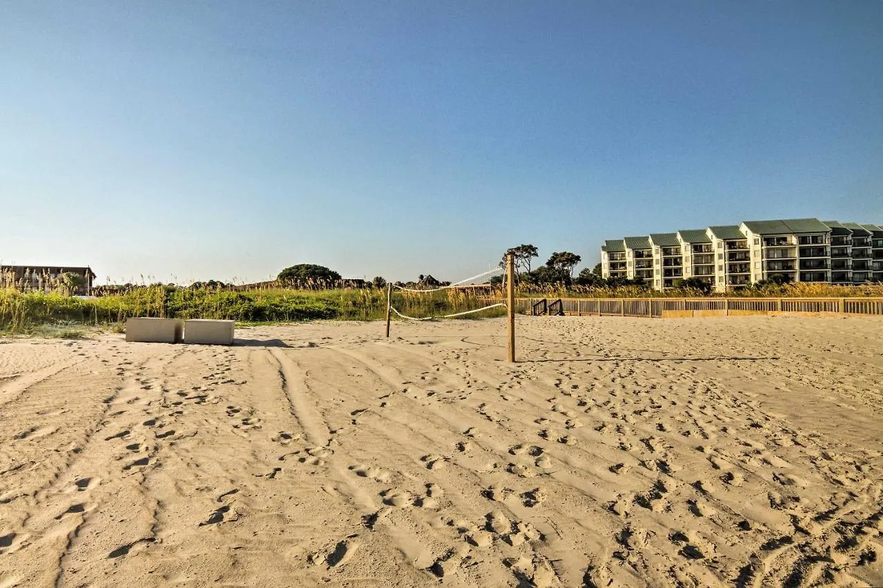 Apartamento Coastal With Amenities - Steps To Beach! Hilton Head Island
