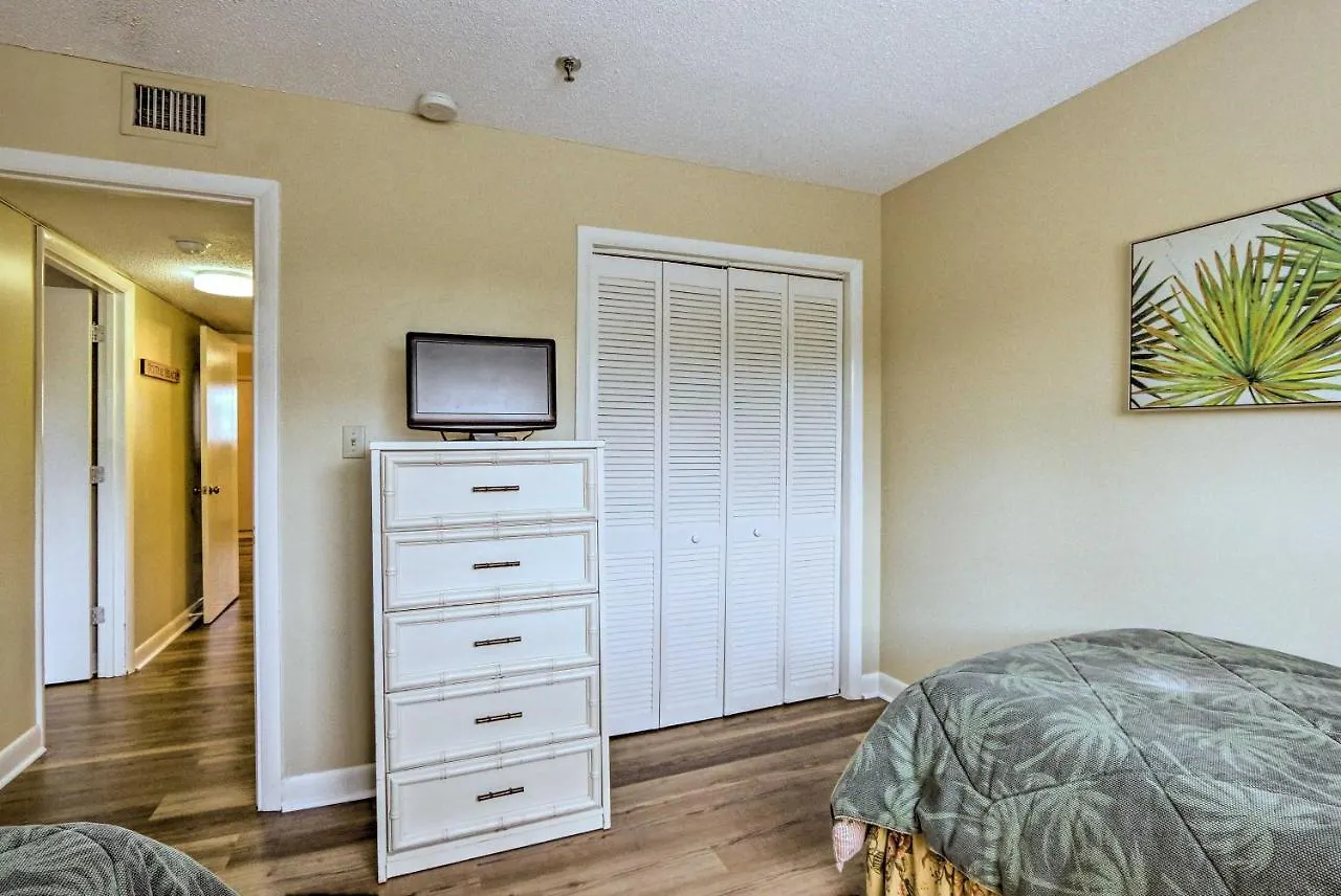 Hilton Head With Amenities Walk To Beach! Apartamento