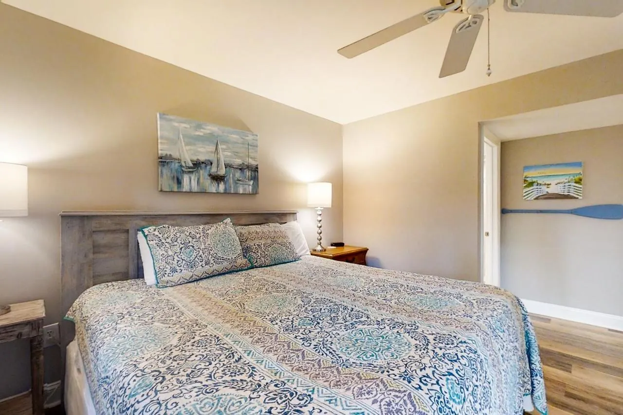 Apartment Hickory Cove 8