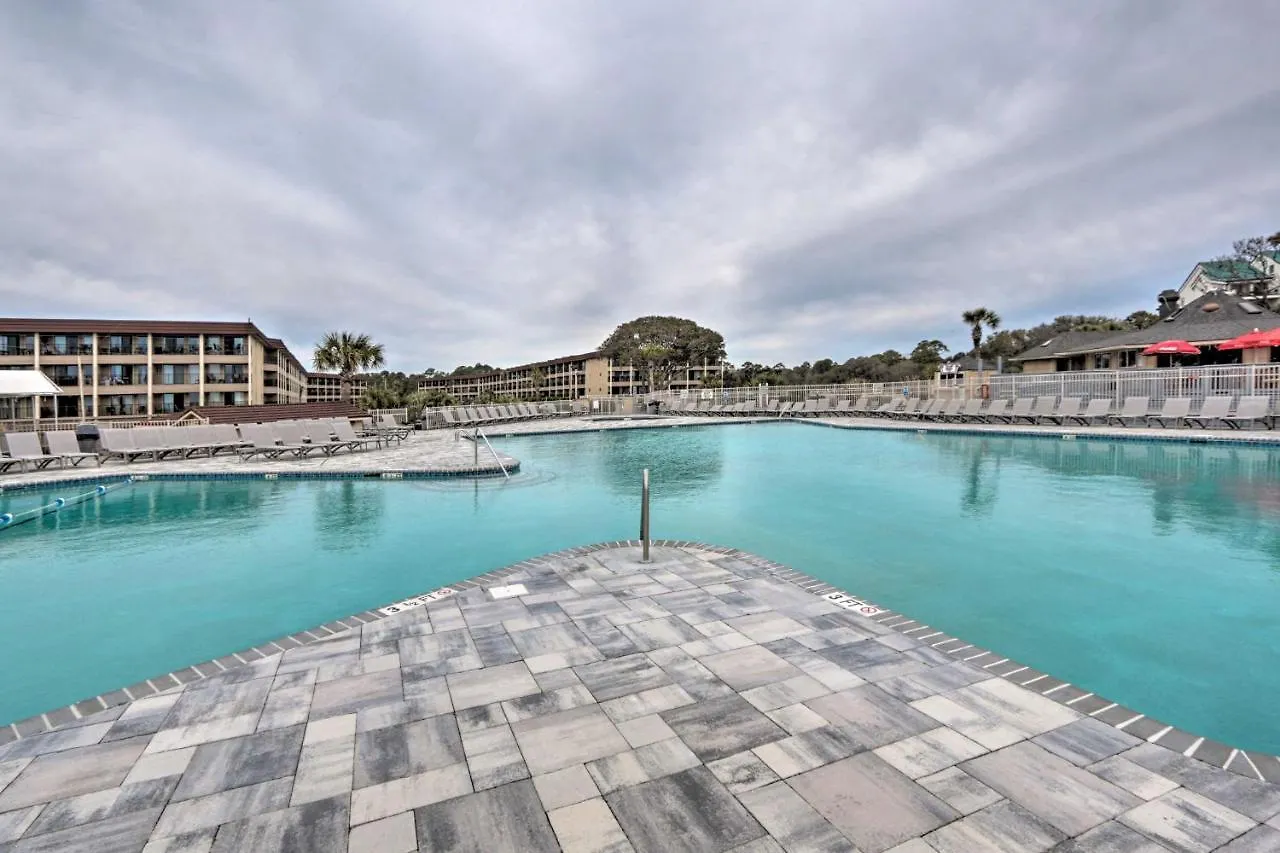 Hilton Head Retreat With Amenities! *