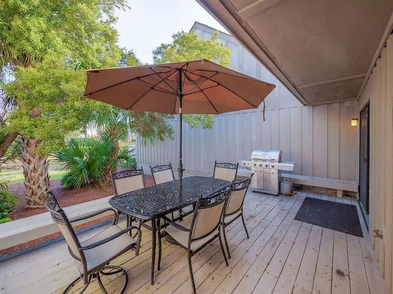 Queens Grant - Two Bedroom - 529 Apartment