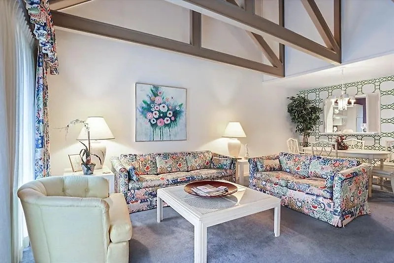 Queens Grant - Two Bedroom - 529 Apartment *