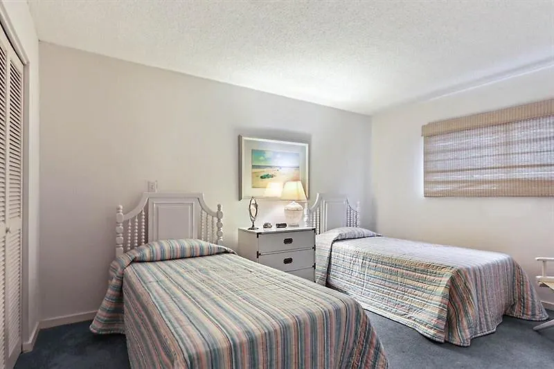 Queens Grant - Two Bedroom - 529 Apartment *