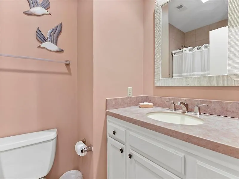 Tennismaster - Three Bedroom - 1102 *
