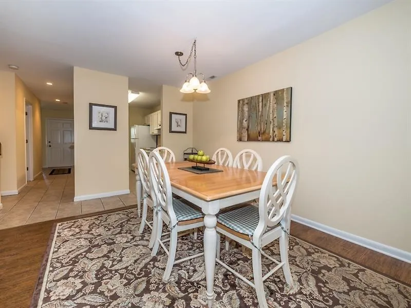 Apartment Tennismaster - Three Bedroom - 1102 *