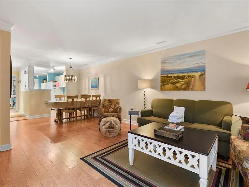 Tennismaster - Three Bedroom - 1102