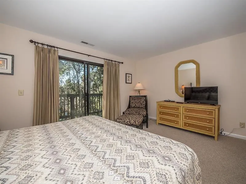 Apartment Tennismaster - Three Bedroom - 1102 *