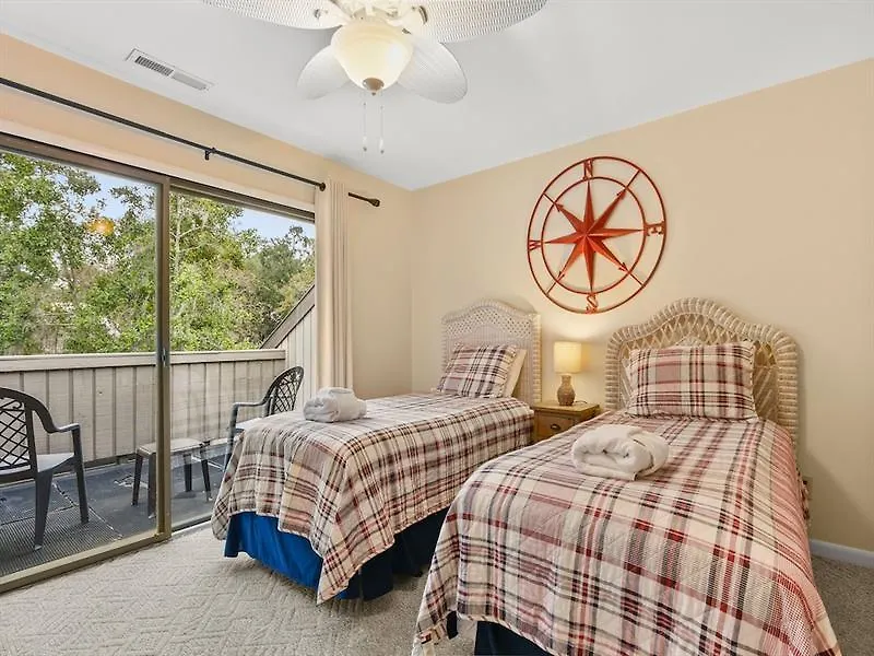 Tennismaster - Three Bedroom - 1102 Apartment *
