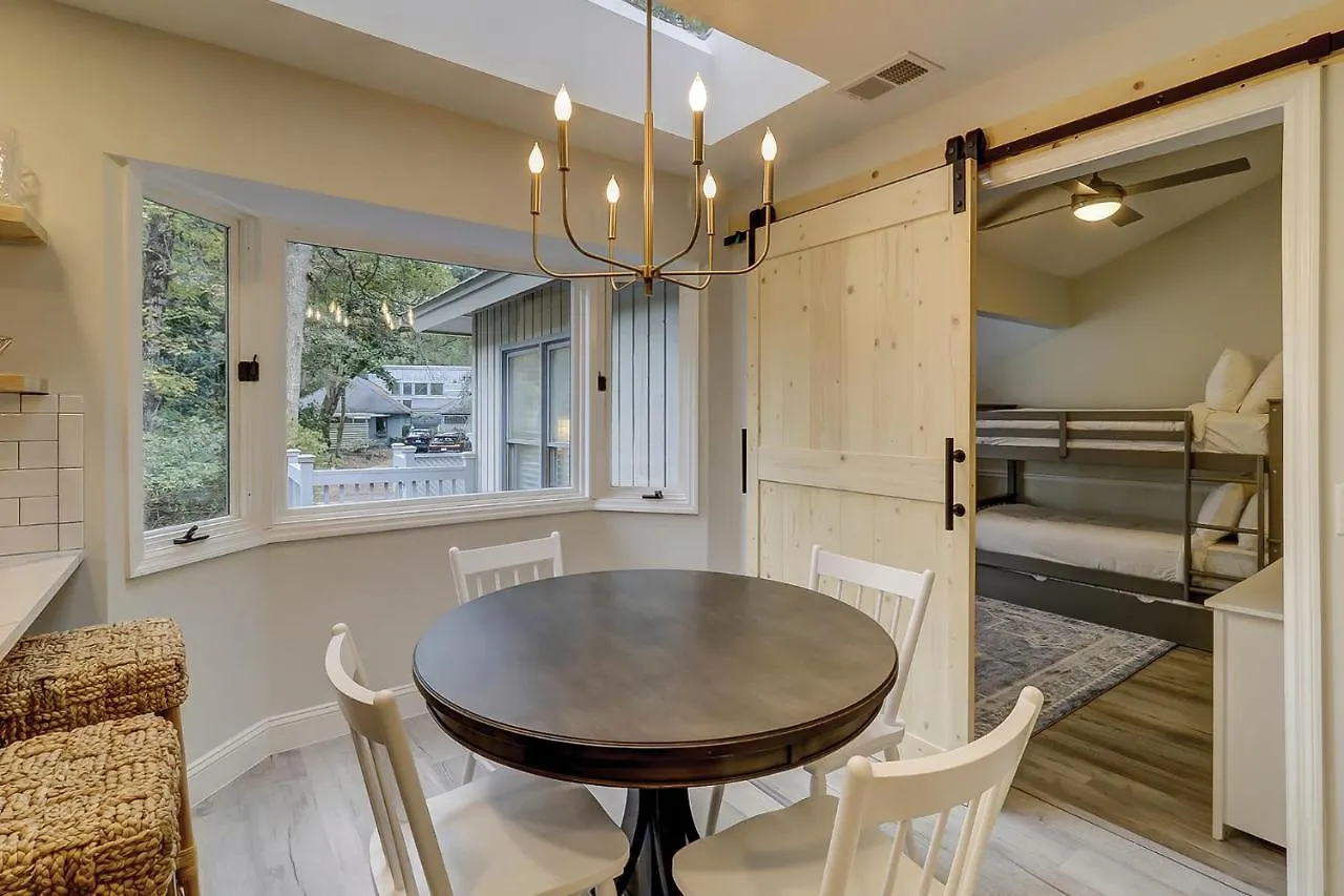 16 Dewberry Four Br Sea Pines Holiday home *