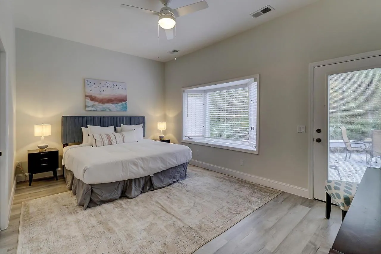 16 Dewberry Four Br Sea Pines Holiday home *