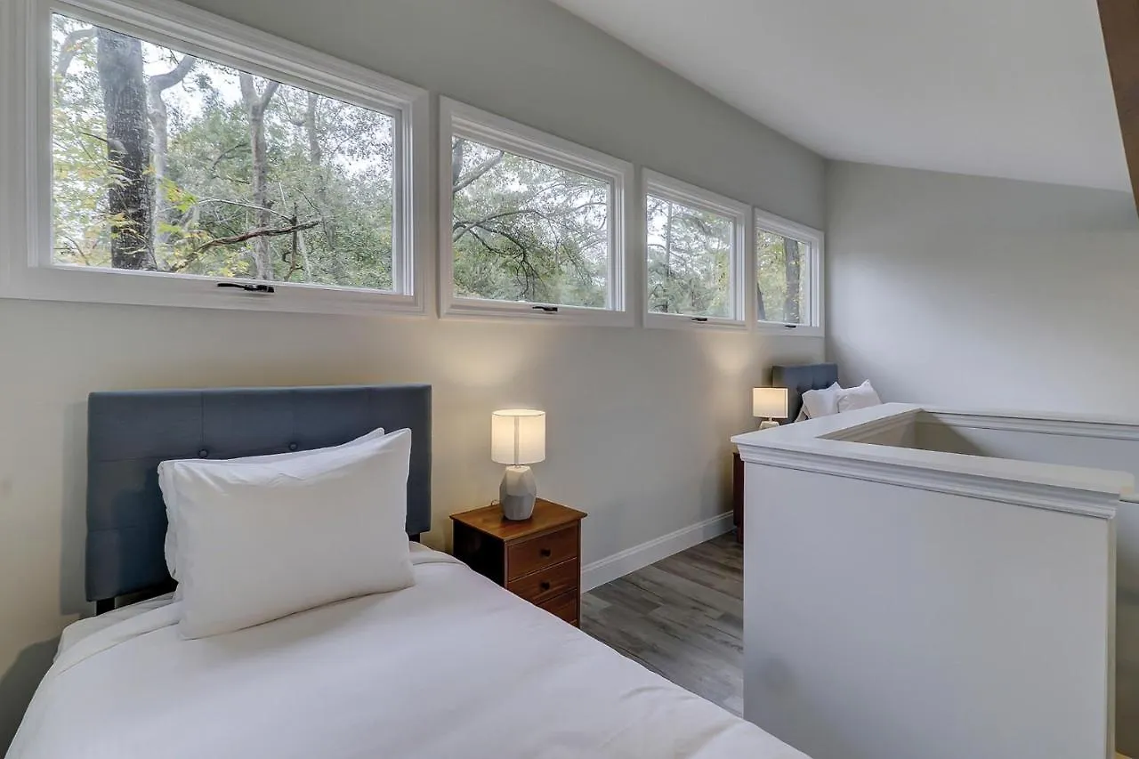 16 Dewberry Four Br Sea Pines