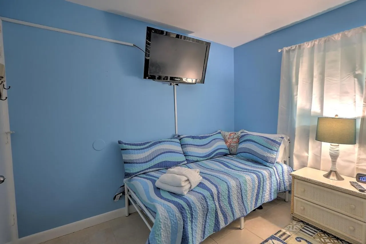 Hilton Head Ahhhh - Newly Remodeled Two Bedroom With Great Views! 아파트 *