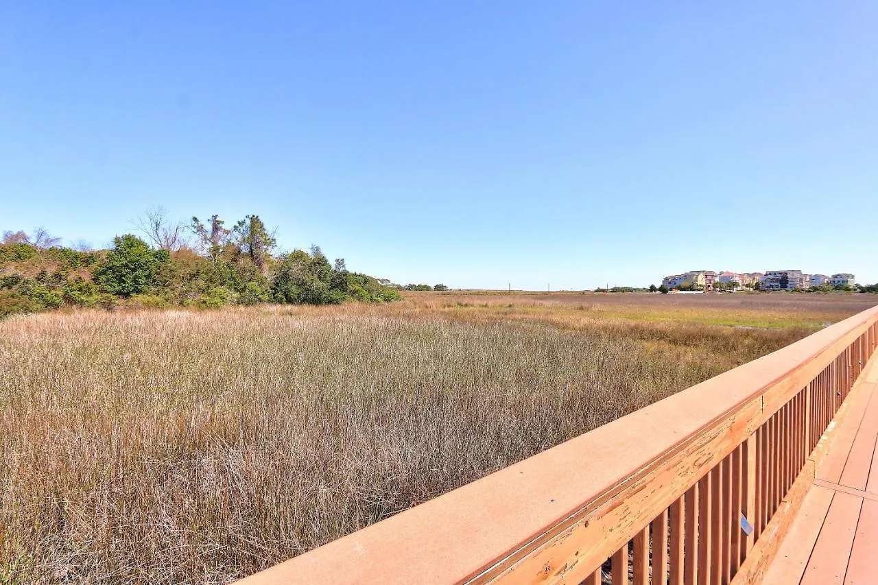 아파트 Hilton Head Ahhhh - Newly Remodeled Two Bedroom With Great Views!