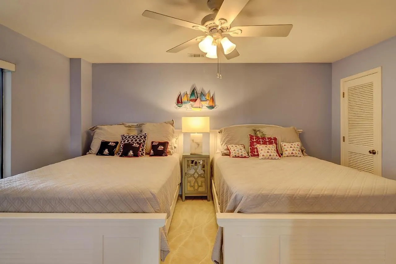 103 Sea Cloisters Oceanfront 2 Bedroom * Hilton Head Island