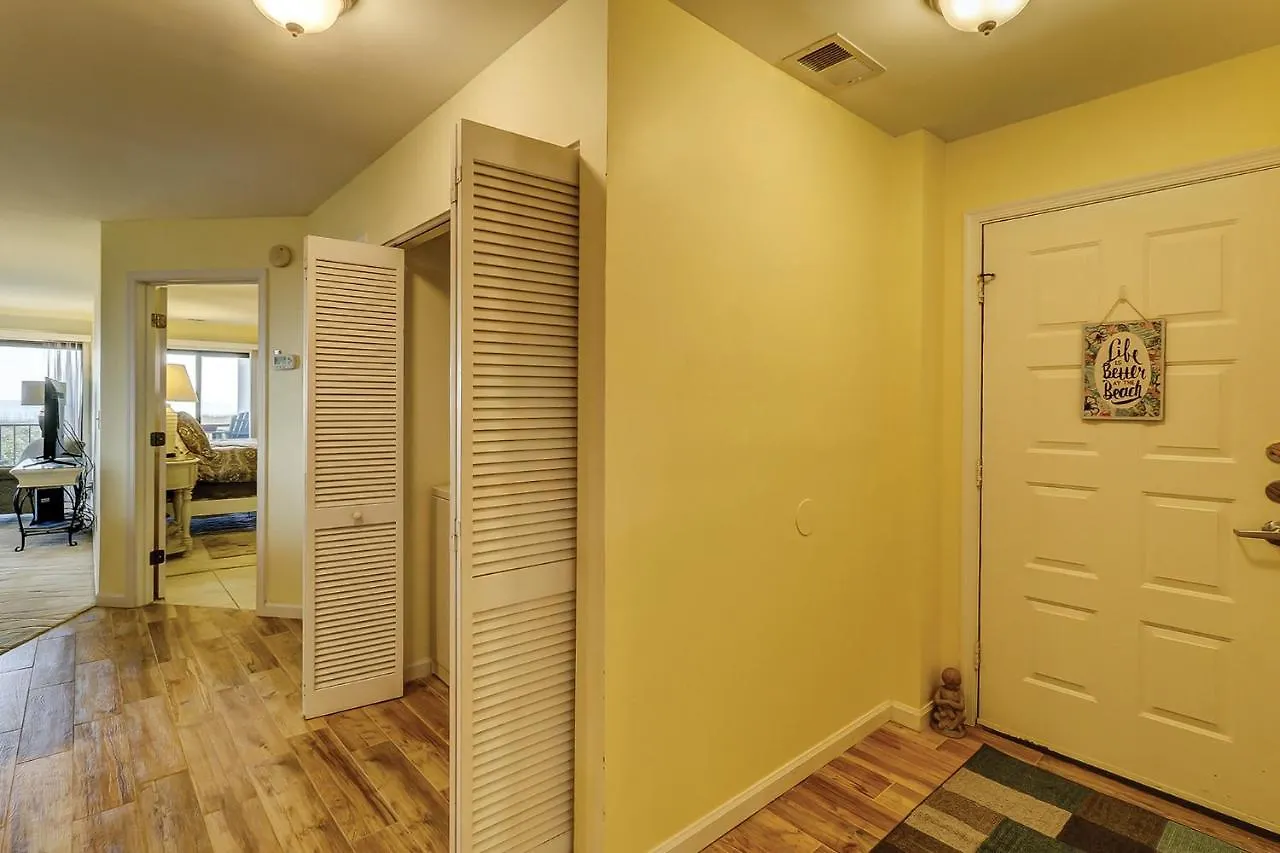 103 Sea Cloisters Oceanfront 2 Bedroom *