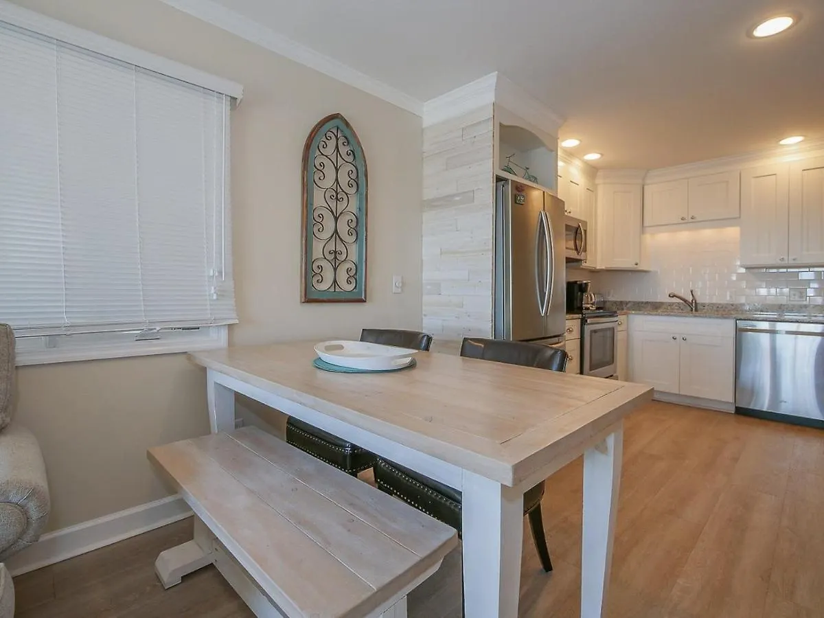 Oceanfront Retreat: Beachside Luxury At Coligny * Hilton Head Island