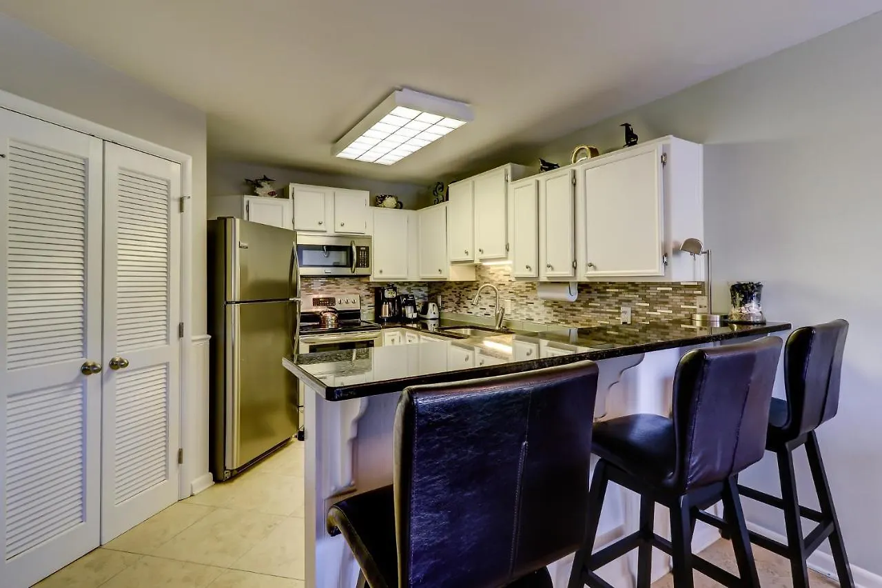 512 Oceanwalk 2 Bedroom Forest *