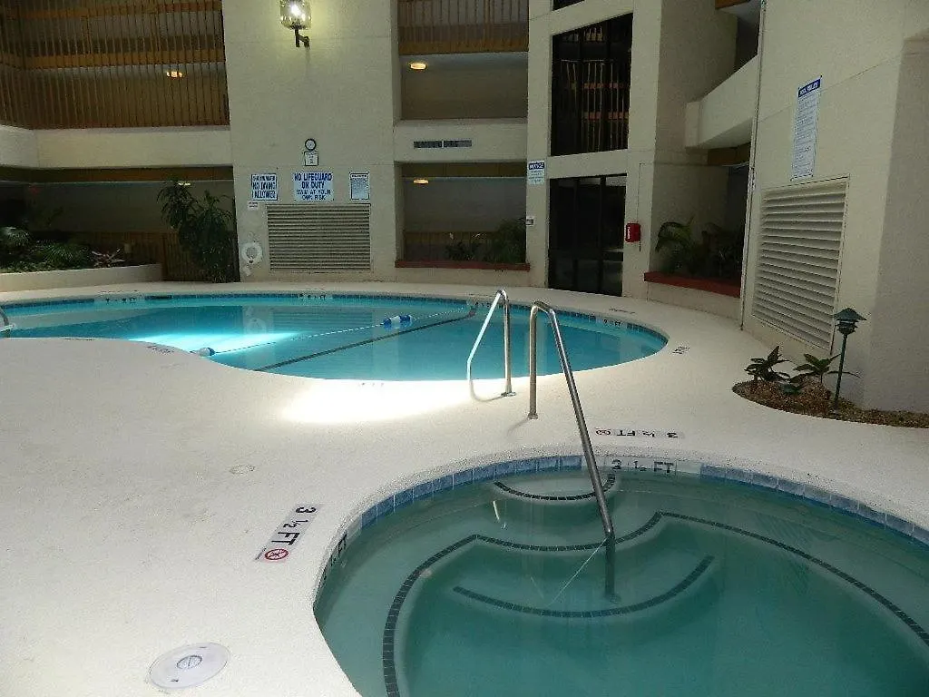 512 Oceanwalk 2 Bedroom Forest *