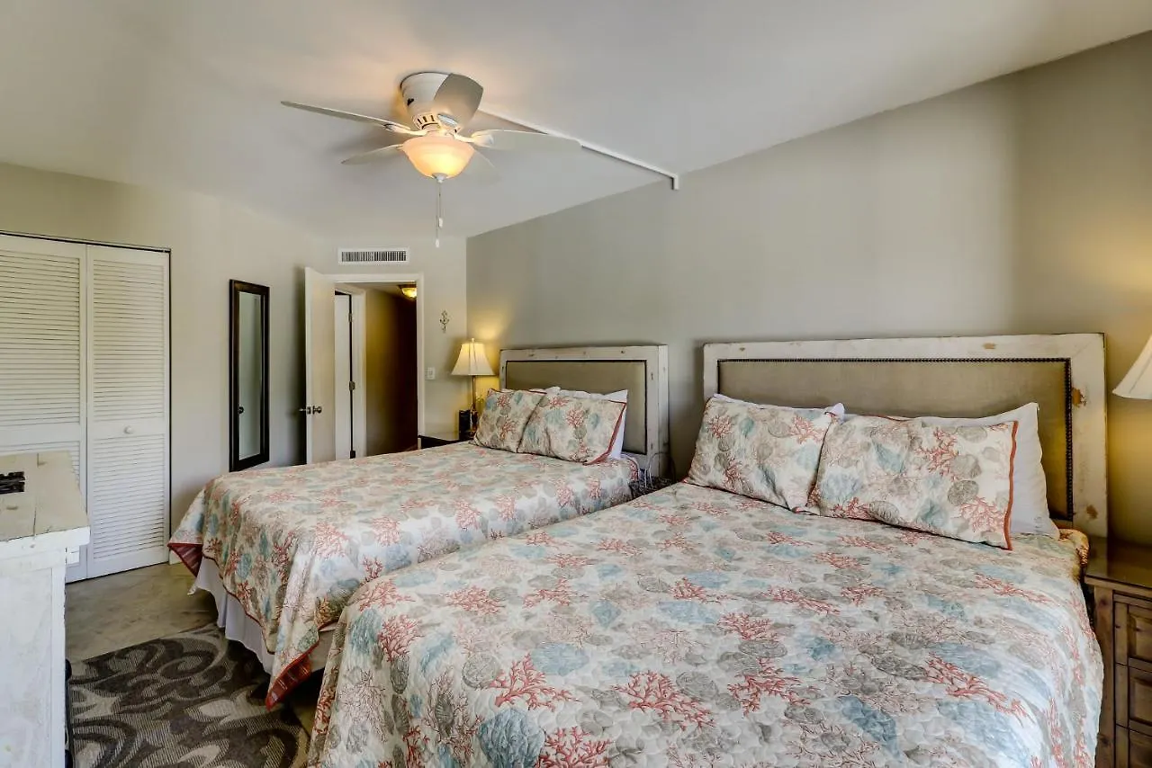 512 Oceanwalk 2 Bedroom Forest