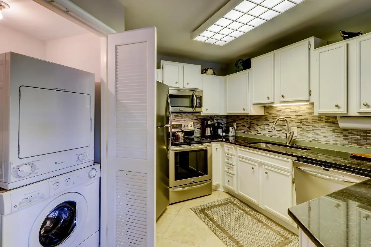 512 Oceanwalk 2 Bedroom Forest Holiday home