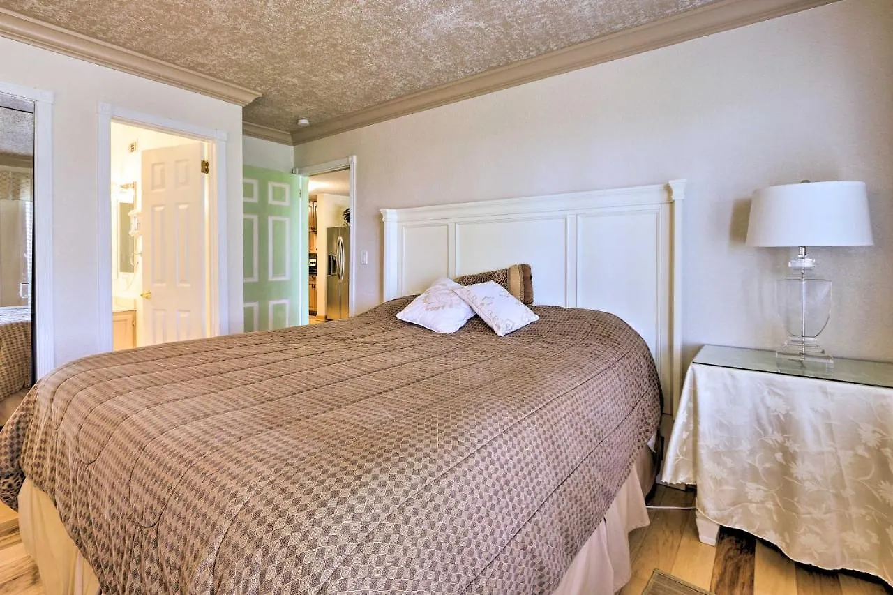 Daire Hilton Head With Sunroom And Access!