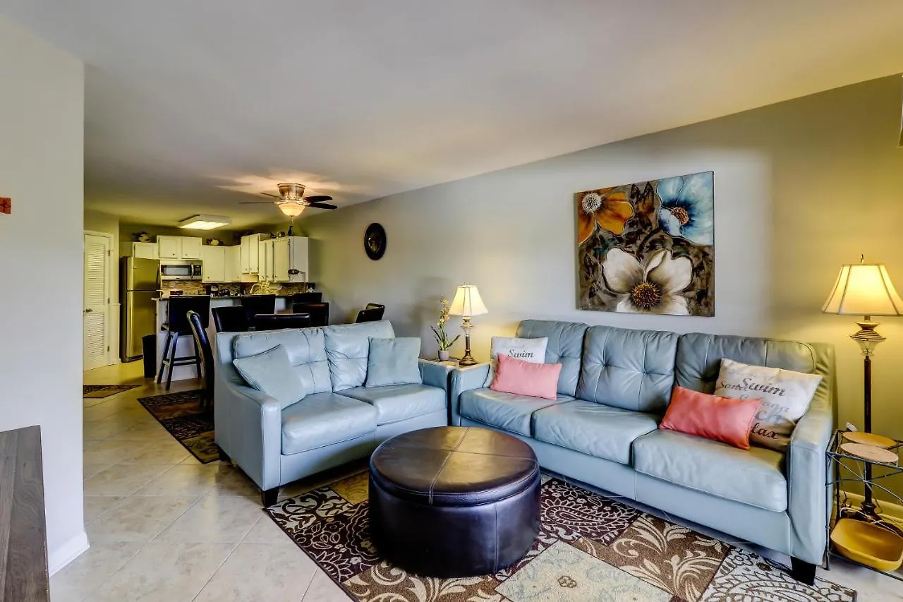 512 Oceanwalk 2 Bedroom Forest