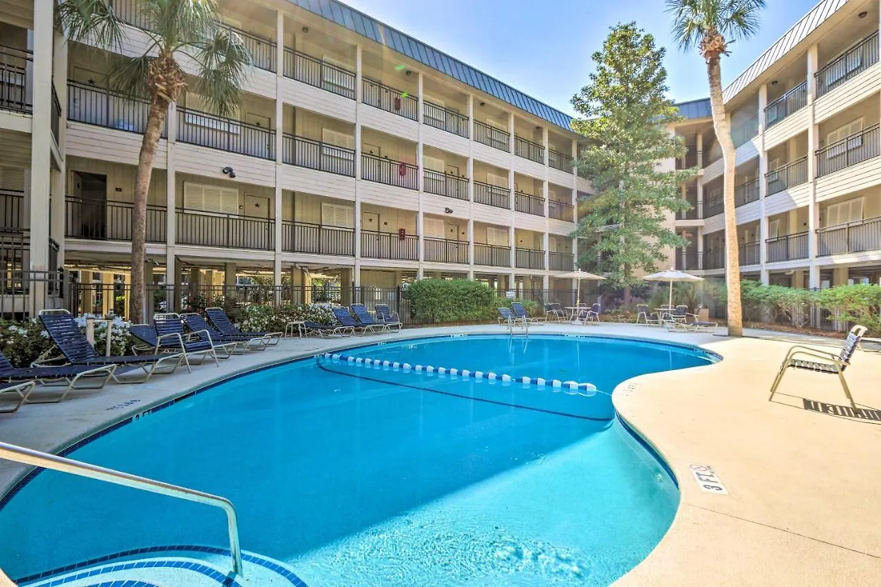 Apartment Coastal With Pool And Direct Access!