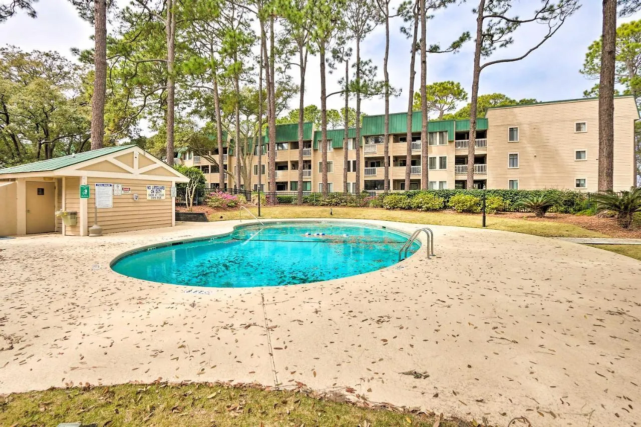 Hilton Head With Sunroom And Access! Appartement Île de Hilton-Head