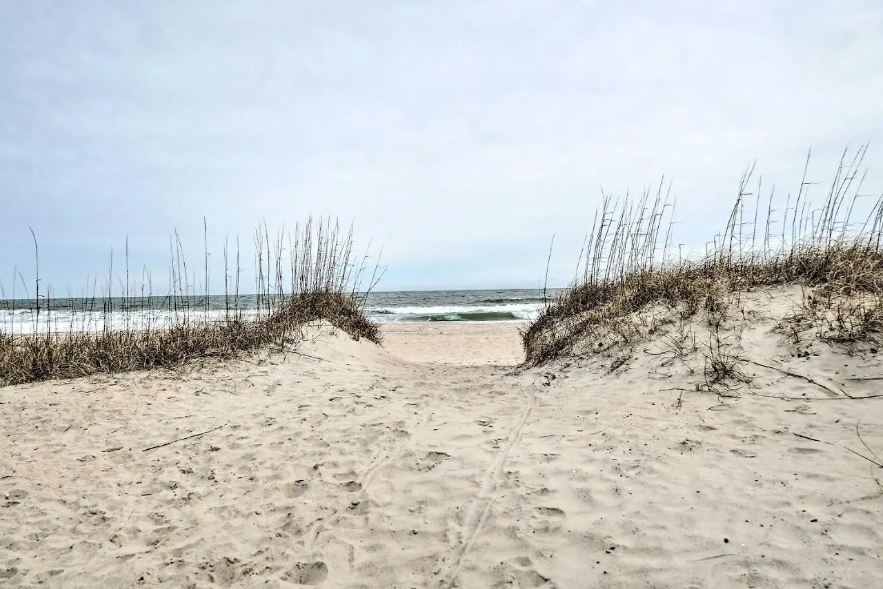Beachfront With Ocean-view Balcony! Apartment Hilton Head Island