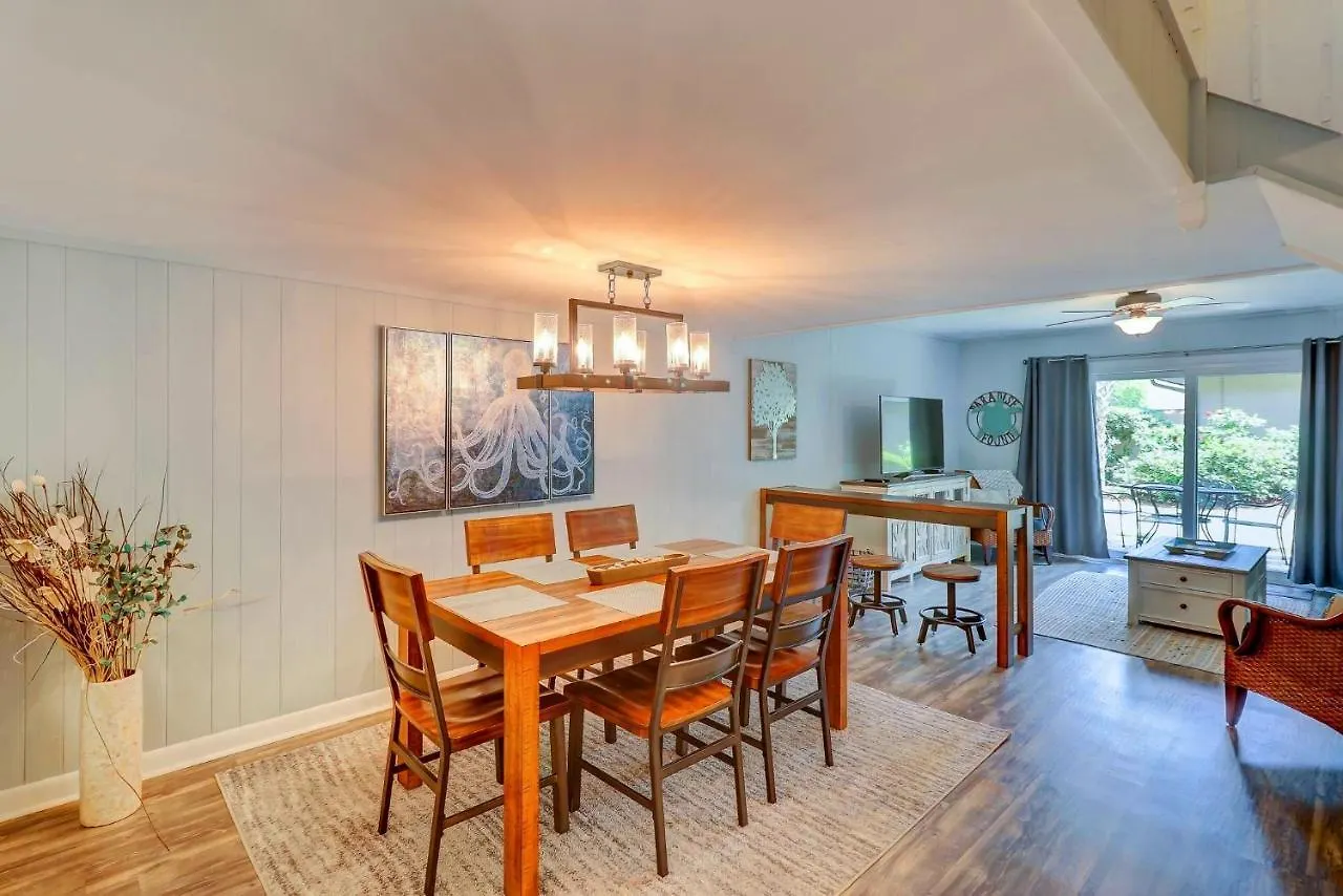 Villa Ocean Villas Deluxe - Oceanfront - Steps To Beach - Great Location - Heated Pool April *