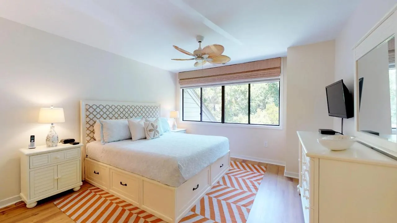 Villa 299 Turnberry Village