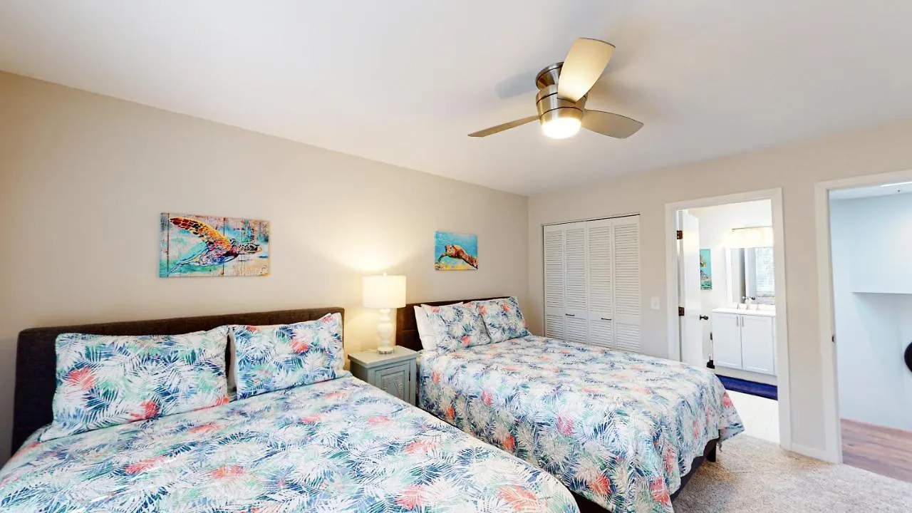 Villa 7611 Huntington