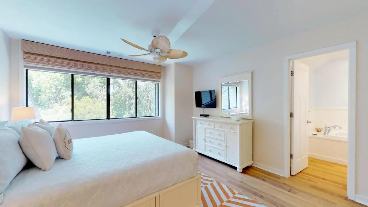 Villa 299 Turnberry Village