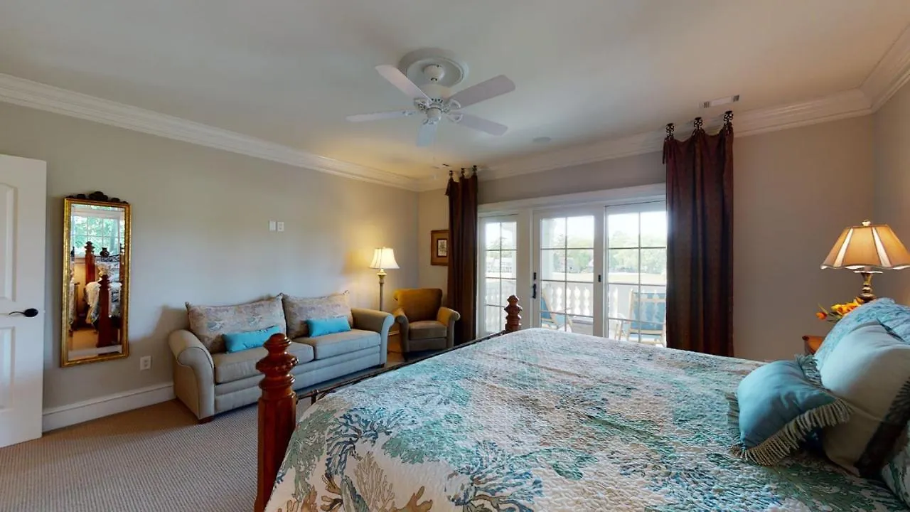 9 Promontory Ct Holiday home