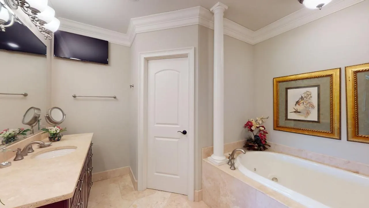 Holiday home 9 Promontory Ct *