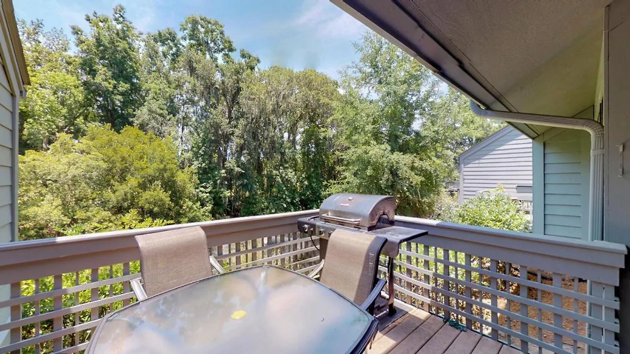 299 Turnberry Village *