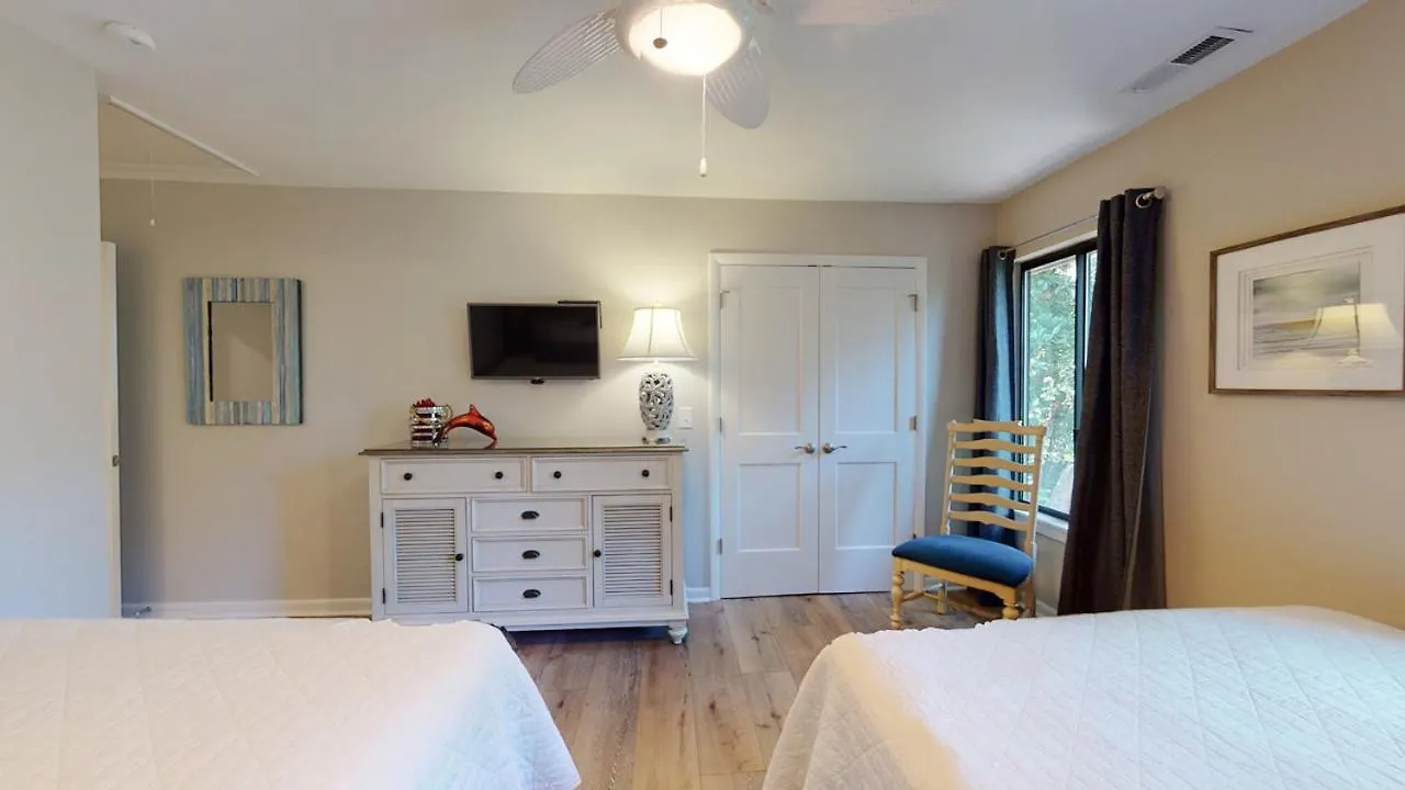 40 Fazio * Hilton Head Island
