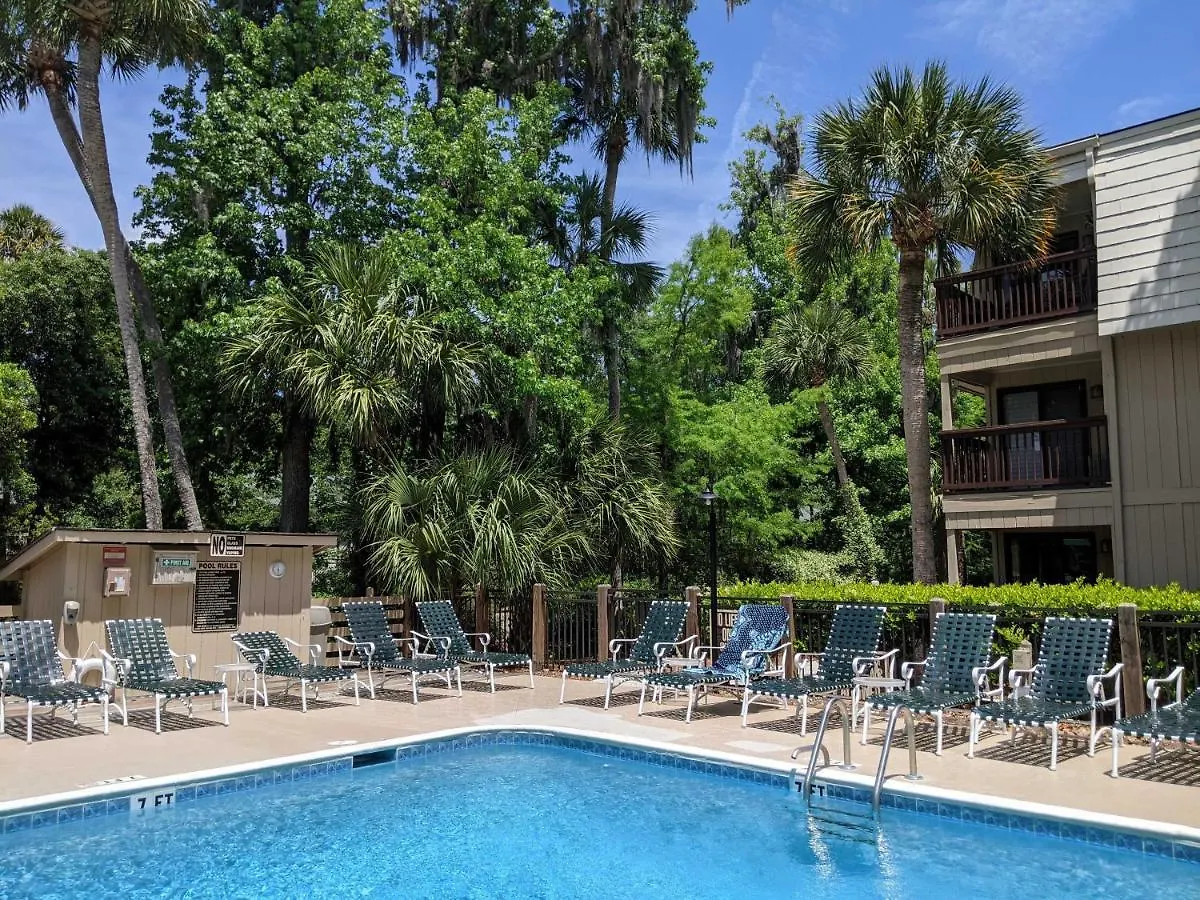 With Prime Location Walk To And Coligny! Apartment *