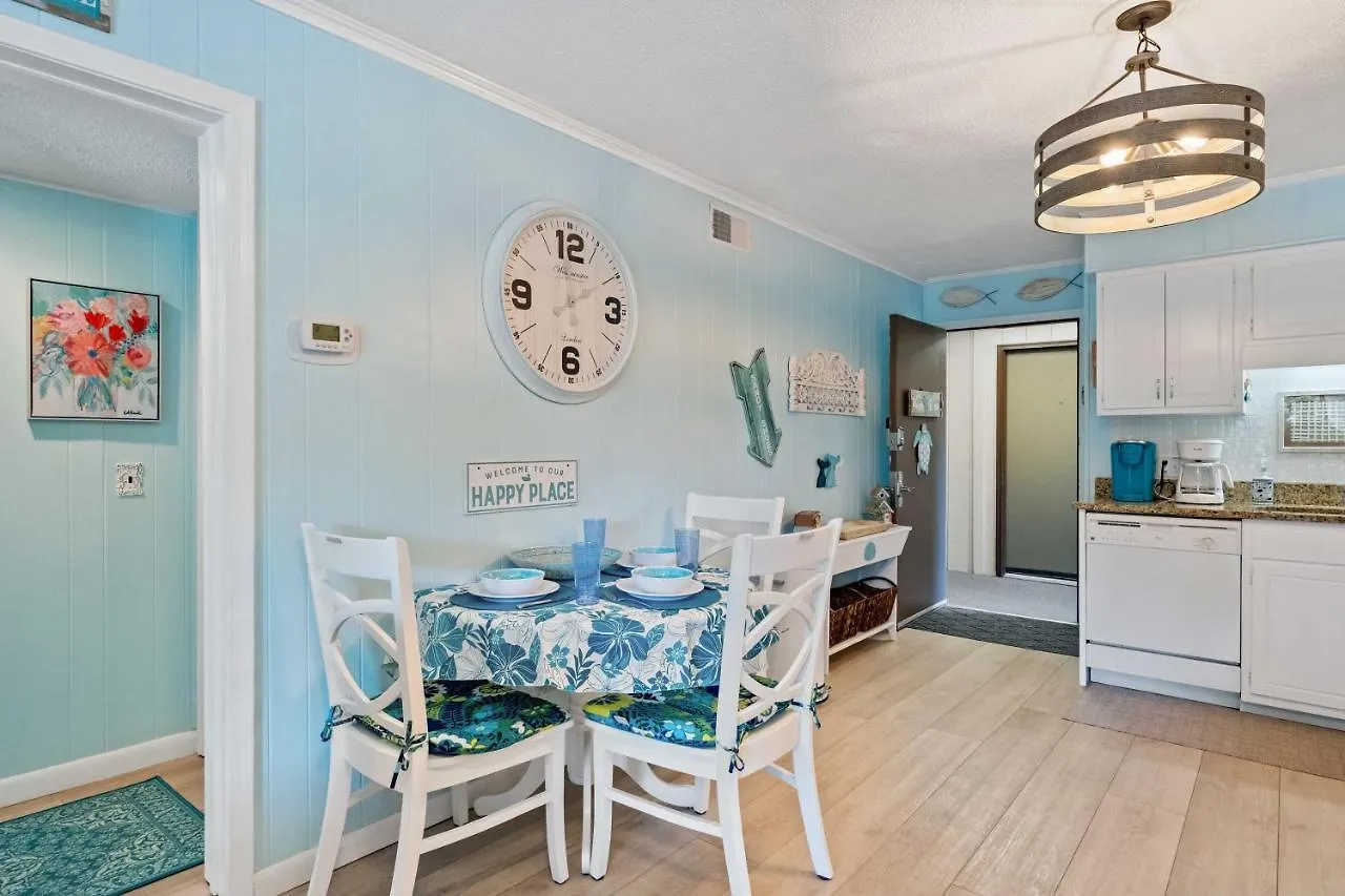 With Prime Location Walk To And Coligny! Hilton Head Island