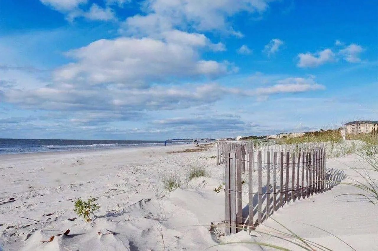 With Prime Location Walk To And Coligny!